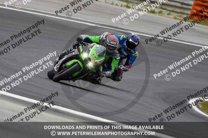 cadwell no limits trackday;cadwell park;cadwell park photographs;cadwell trackday photographs;enduro digital images;event digital images;eventdigitalimages;navarra;no limits trackdays;peter wileman photography;racing digital images;trackday digital images;trackday photos